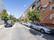 Piso en venta en Granada, Barrio de Zaidín. ESTUPENDO...