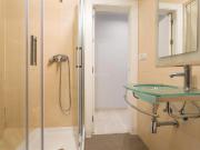 Piso en venta en Granada, Centro Sagrario. Descubre este...