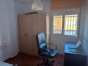 Piso en venta en Granada, Cervantes. Piso junto Poeta...