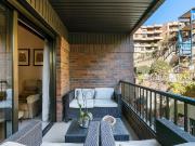 Piso en venta en Granada, San Ildefonso. Amplio piso con...