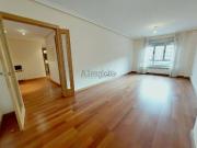 Piso en Venta en HUCA La Cadellada