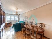 Piso en Venta en HUCA La Cadellada