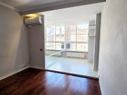 Piso en venta en la Av. Mare de Déu de Montserrat Guinard