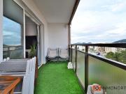 Piso en venta en Laredo, Zona Playa. Piso reformado con...