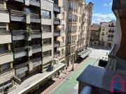 Piso en venta en León, Centro Ciudad. Amplio piso con...