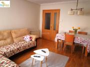 Piso en venta en León, El Soto. Apartamento VPO en la...