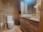 Piso en venta en Llagosta La. AMPLIO PISO CON ASCENSOR,...