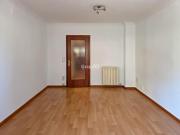 Piso en venta en Lleida, Balàfia. Amplio y luminoso piso...