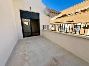 Piso en venta en Lorca, San Mateo. Piso de 4 dormitorios...