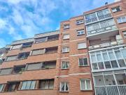 Piso en Venta en Los Vadillos R. Sanitaria Pozanos