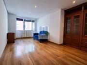 Piso en Venta en Los Vadillos R. Sanitaria Pozanos