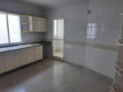 Piso en venta en Lucena, Centro. Piso en pleno centro....