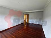Piso en venta en Lugo, A Milagrosa. Piso con terraza en...