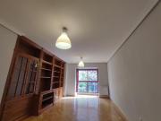 Piso en venta en Madrid, Acacias. Piso de Tres...