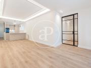 Piso en venta en Madrid, Adelfas. Piso en venta en...