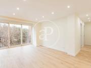 Piso en venta en Madrid, Alameda de Osuna. Piso en venta...