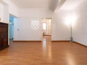 Piso en venta en Madrid, Almagro. Luminoso piso con...