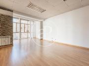 Piso en venta en Madrid, Almagro. Se vende piso a...