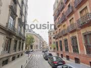 Piso en venta en Madrid, Almagro. Piso en venta en Calle...