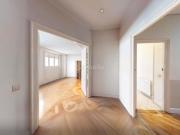 Piso en venta en Madrid, Almagro. Pisos.