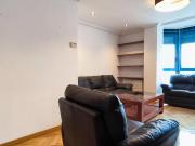 Piso en venta en Madrid, Cuatro Vientos. Vivienda...