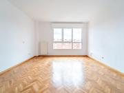 Piso en venta en Madrid, Horcajo. Pisos.