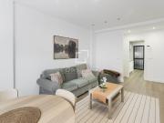 Piso en venta en Madrid, Ibiza. Piso en excelentes...