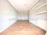 Piso en venta en Madrid, Las Tablas. Tres dormitorios en...