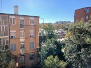 Piso en venta en Madrid, Lucero. Piso en venta en CASA...