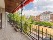 Piso en venta en Madrid, Nueva España. Oportunidad de...