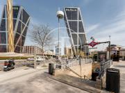 Piso en venta en Madrid, Nueva España. Piso en venta en...