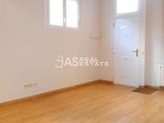 Piso en venta en Madrid, Numancia. PISO Sierra de...