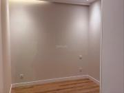 Piso en venta en Madrid, Pacífico. Bajo de diseño con...