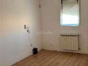 Piso en venta en Madrid, Palomeras Sureste. PISO DE TRES...