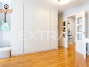 Piso en venta en Madrid, Pinar del Rey. 3 dormitorios y...