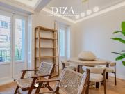 Piso en venta en Madrid, Trafalgar. Balcones y luz en...