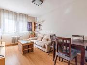 Piso en venta en Madrid, Valdeacederas. Inversión segura...