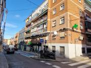 Piso en venta en Madrid, Valdeacederas. Piso en venta en...