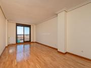 Piso en venta en Madrid, Villaverde Alto. Pisos.