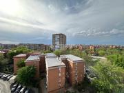 Piso en venta en Madrid, Vinateros. Piso en venta en...