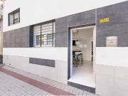 Piso en venta en Málaga, Carranque Haza Cuevas. Venta de...