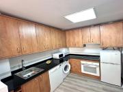 Piso en Venta en Málaga del Fresno, Málaga