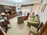 Piso en venta en Málaga, El Palo. Gran piso de tres...