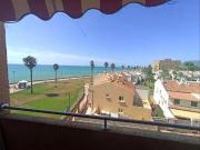 Piso en venta en Málaga, Guadalmar. VIVIENDA FRENTE AL...