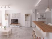 Piso en venta en Manilva, Puerto de la Duquesa. REFUGIO...