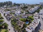 Piso en venta en Marbella, Guadalmina Baja. Steps from...