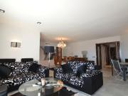 Piso en venta en Marbella, Playa Bajadilla Puertos. Tu...