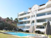 Piso en venta en Marbella, Puerto Banús. APARTAMENTO EN...