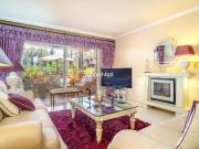Piso en venta en Marbella, Puerto Banús. Embrujo Playa:...