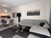 Piso en venta en Estepona, La Concha Resina Golf....